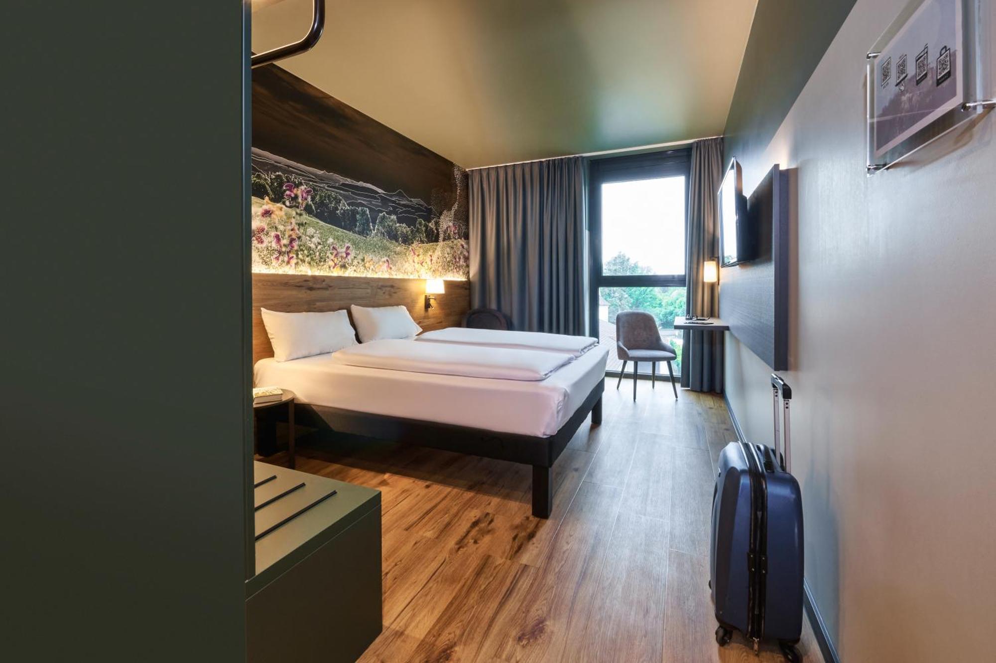 Ibis Styles Singen Exterior foto