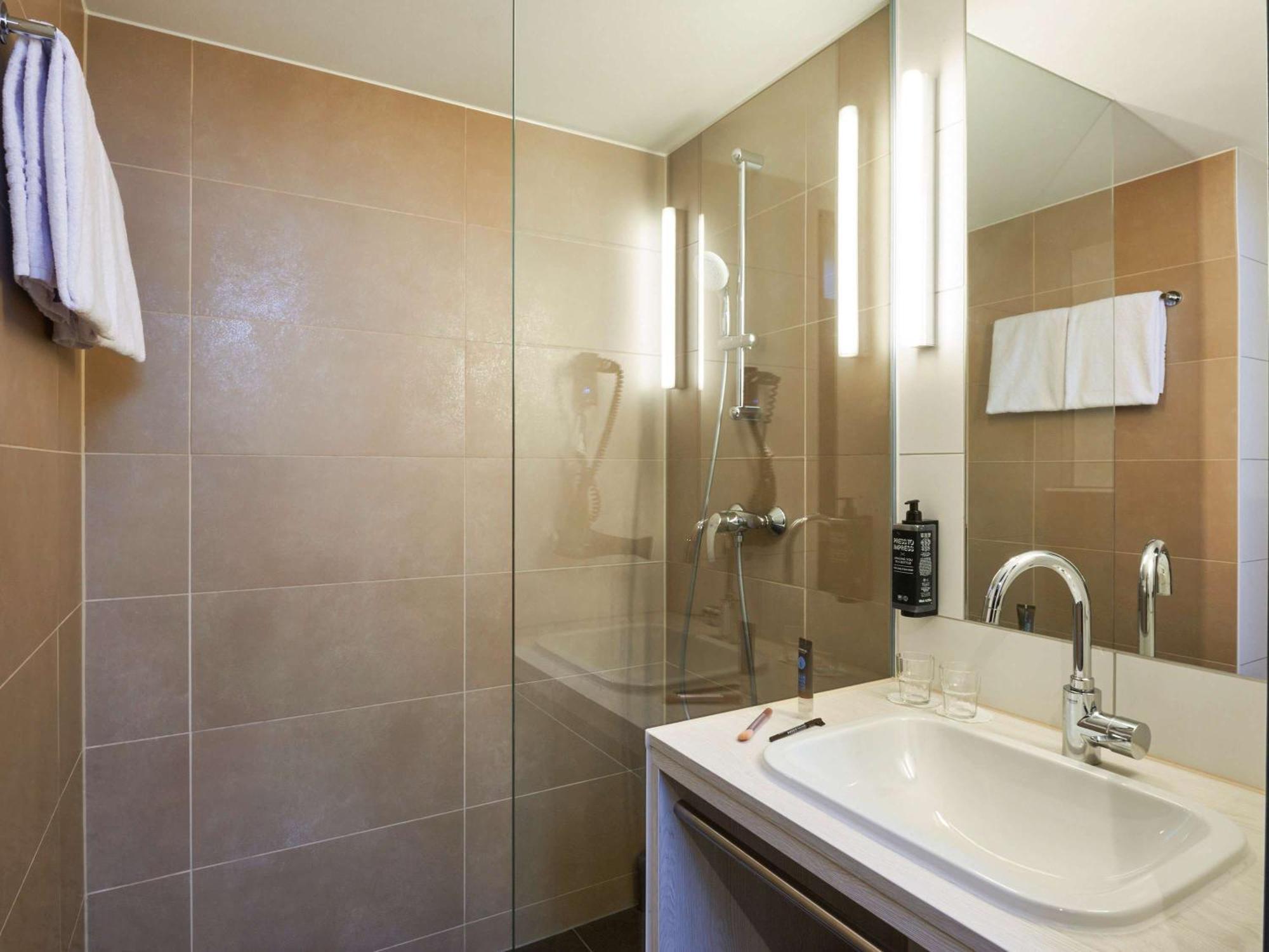 Ibis Styles Singen Exterior foto